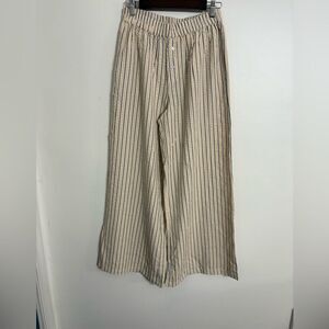Sincerely Jules Striped Cream and Black Wide leg Pants Size Medium New with tags